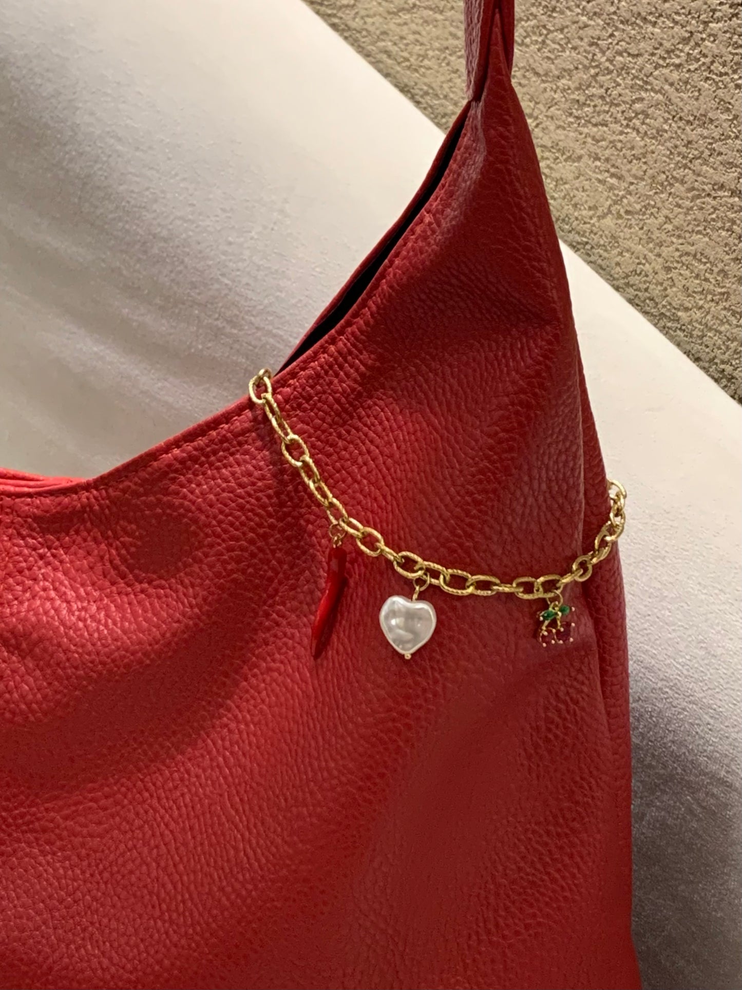 Cherry bagchain