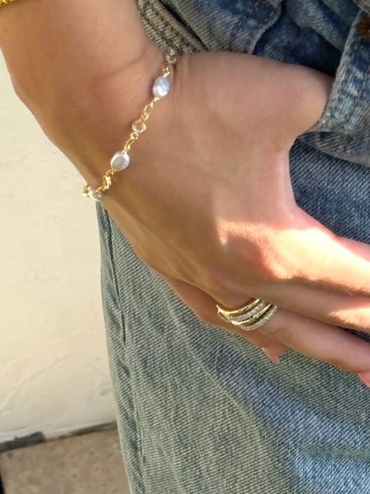 Pearls bracelet