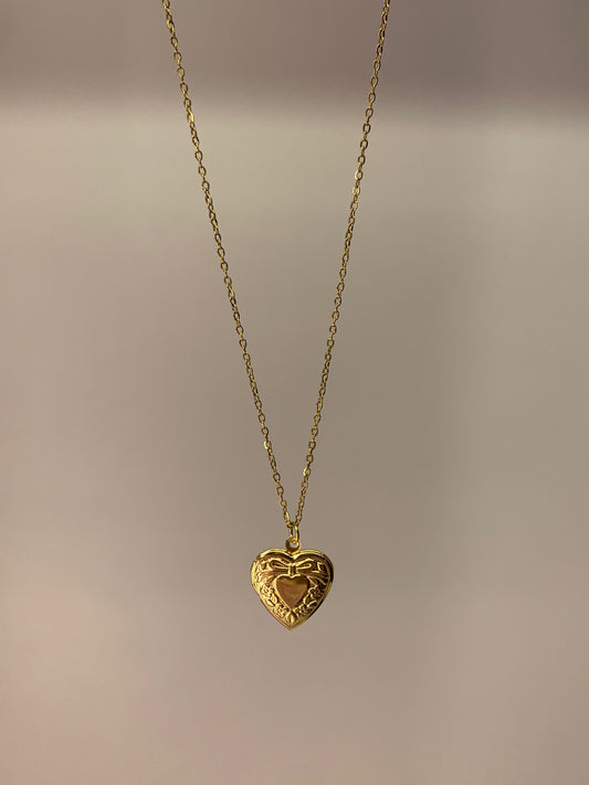 Heart locket necklace