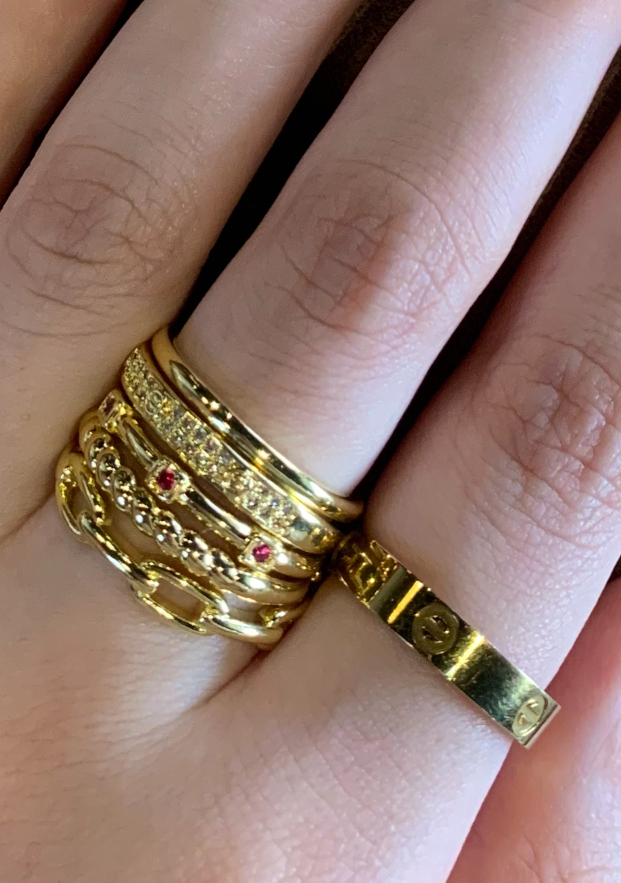 Stacked glow ring