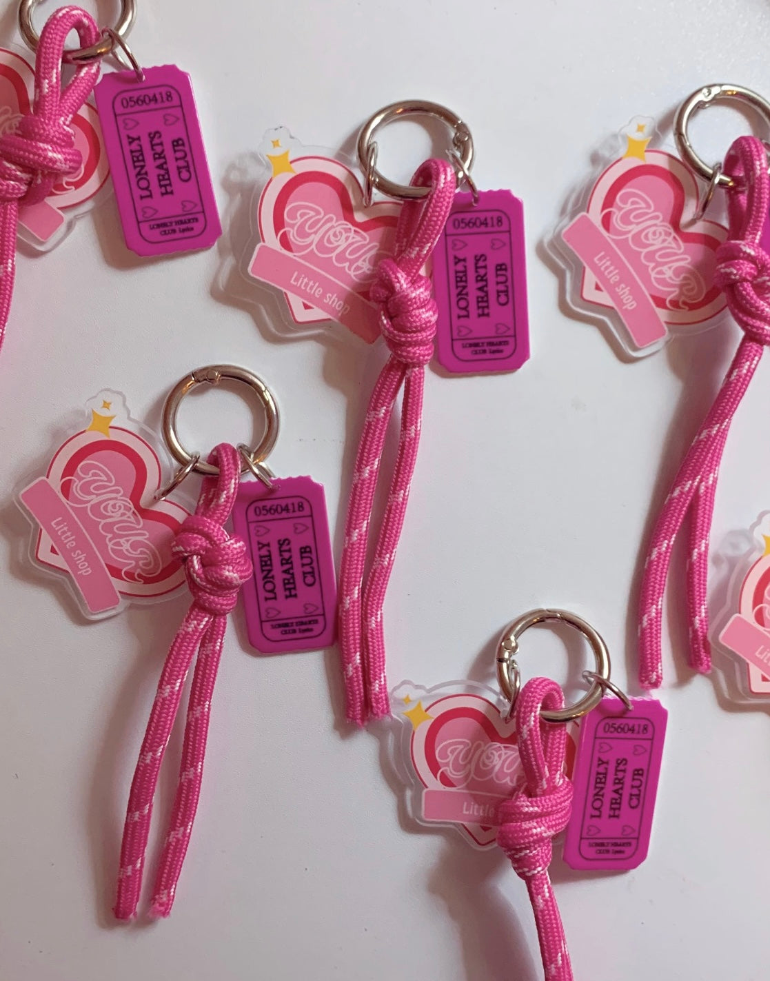 "Lonely hearts club" keychain